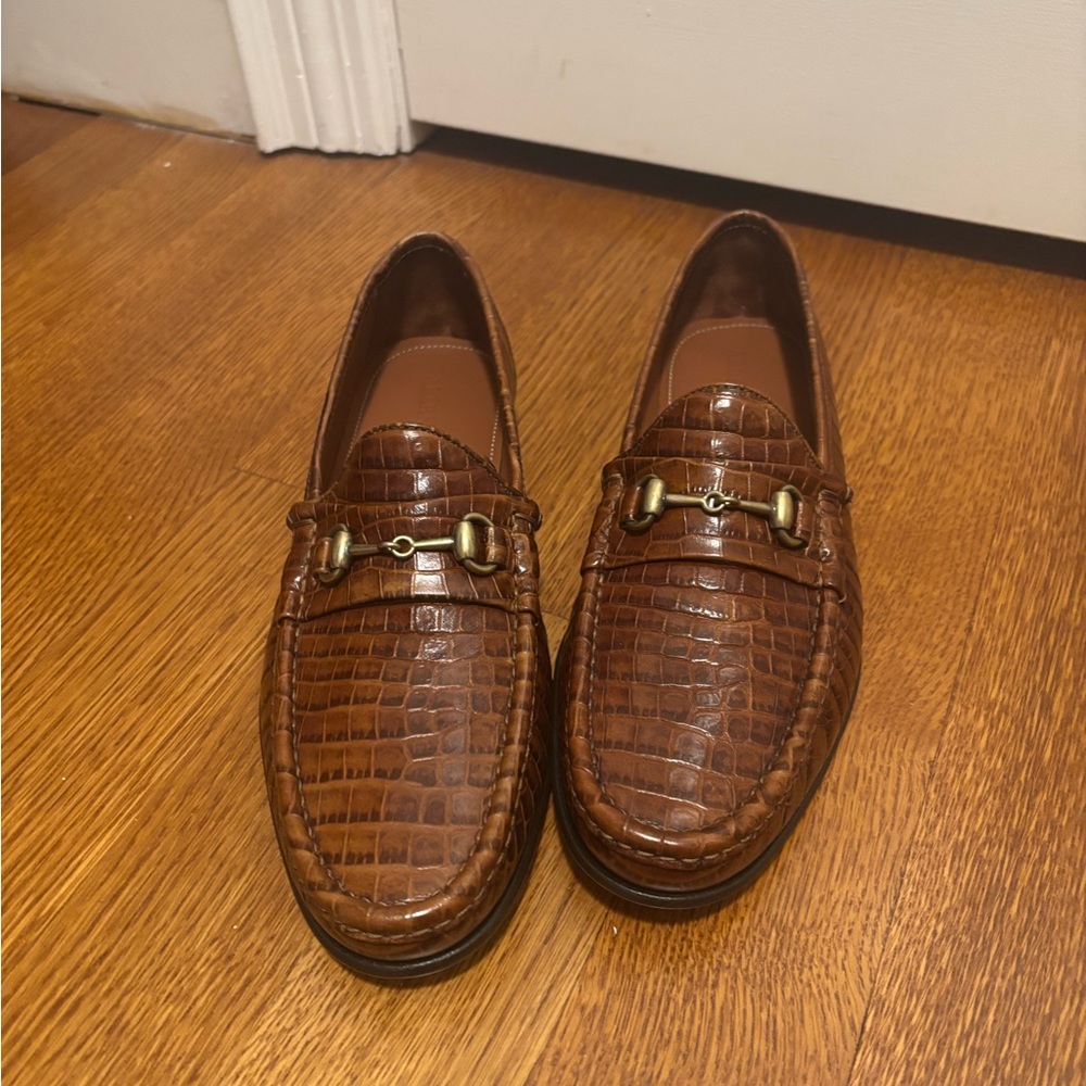 Men's Allen Edmonds NWOT Brown Crocodile Pattern horse bit Loafers (8.5D)